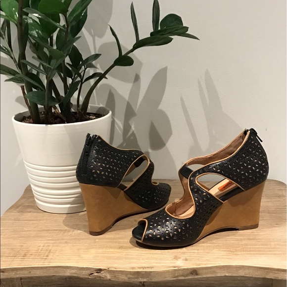 🍨 Miz Mooze Leather Wedges - Picture 2 of 7